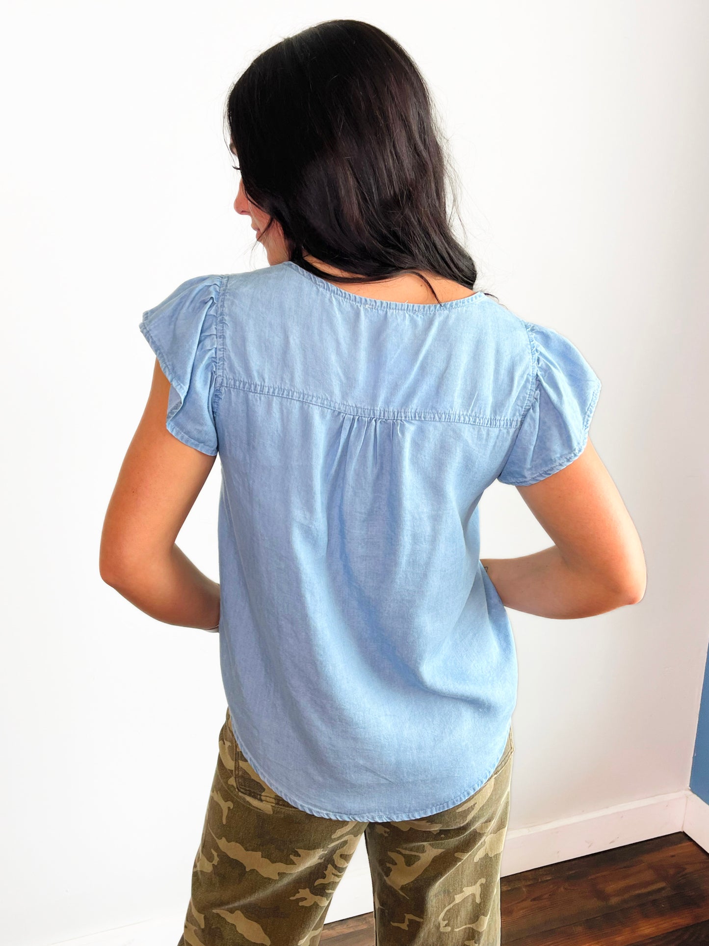 Minnie Ruffle Sleeve Chambray Top