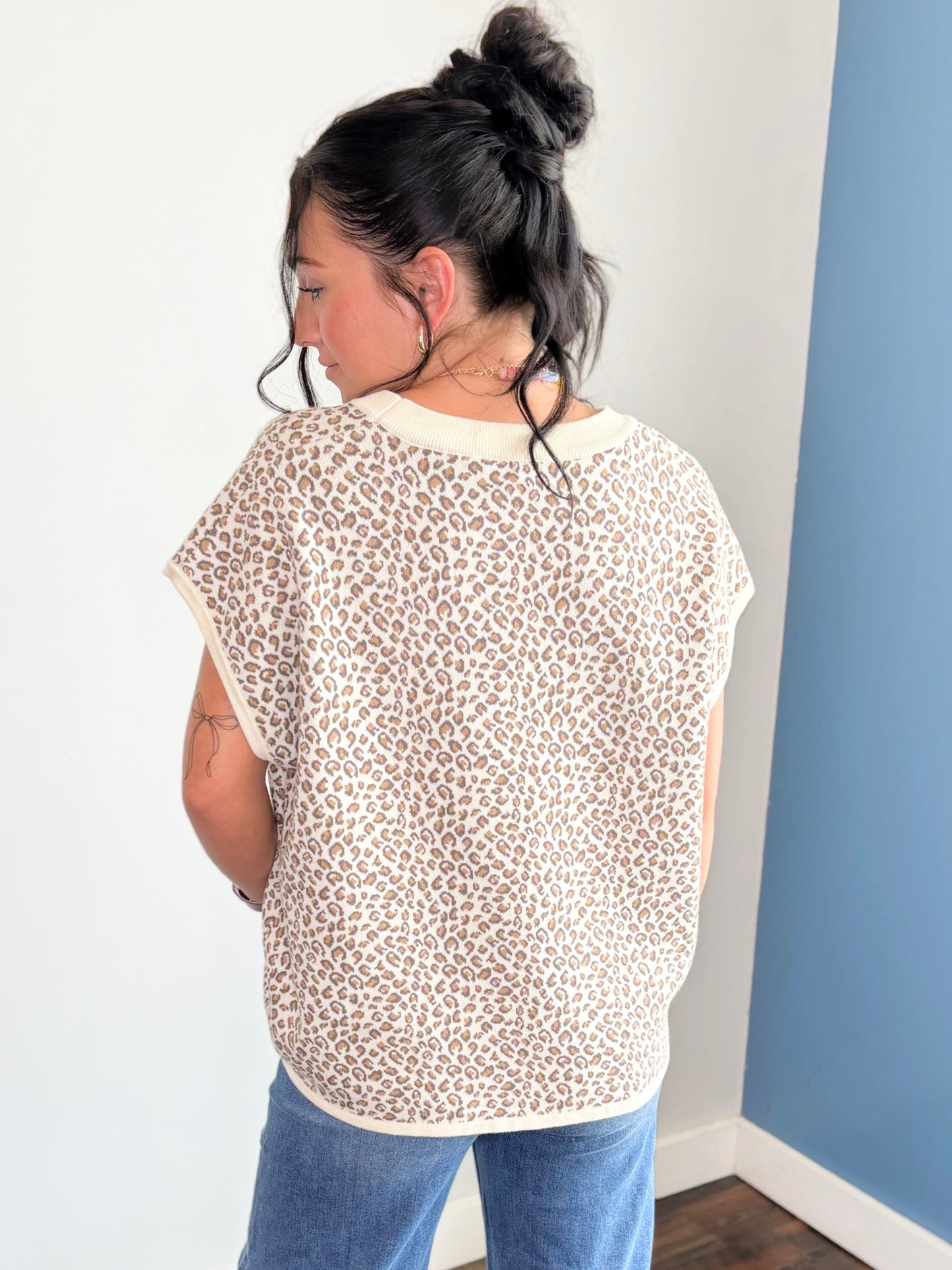 Ellie Leopard Knit Short Sleeve Sweater
