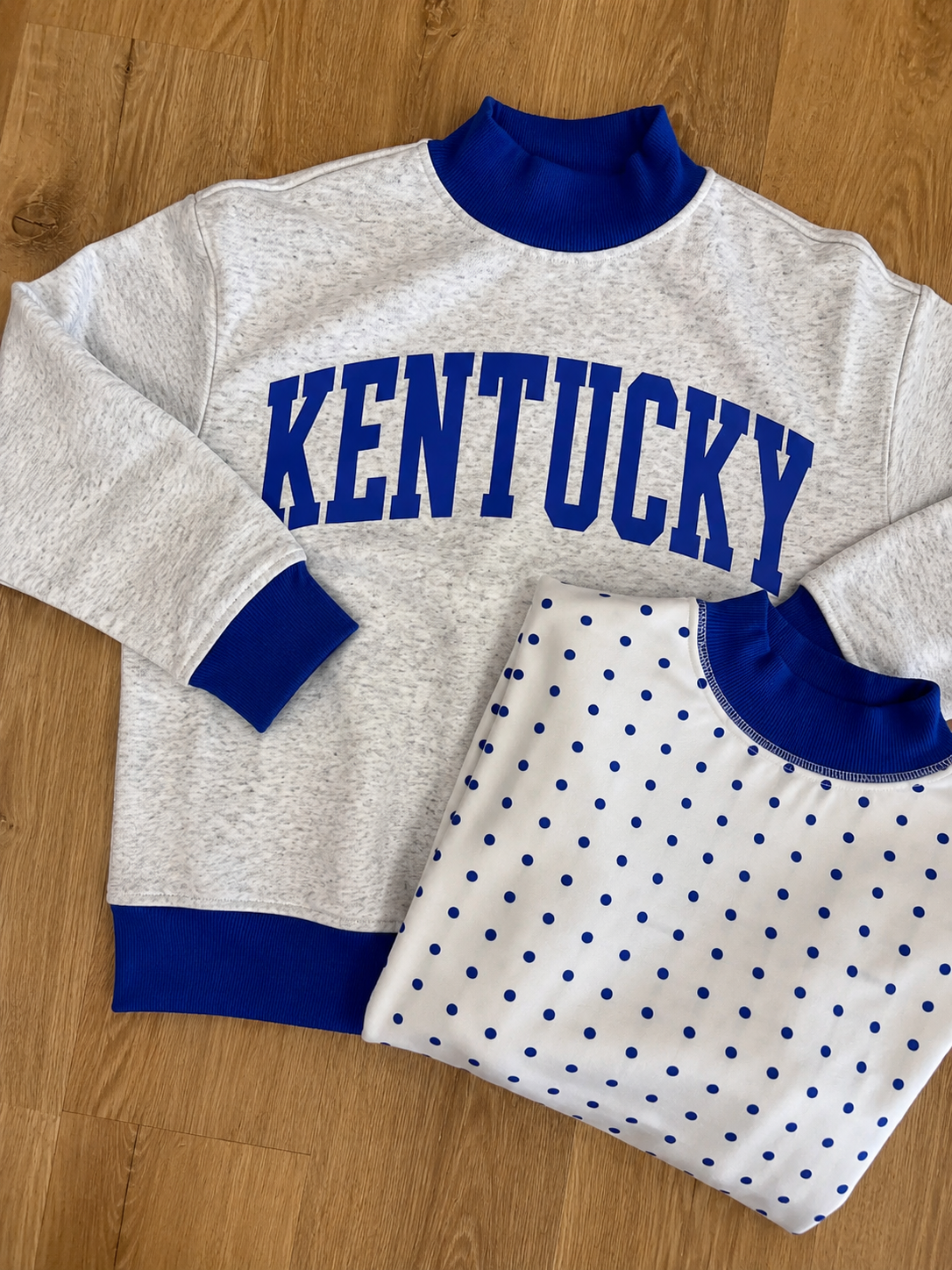 Kentucky Reversible Mock Neck Sweatshirt