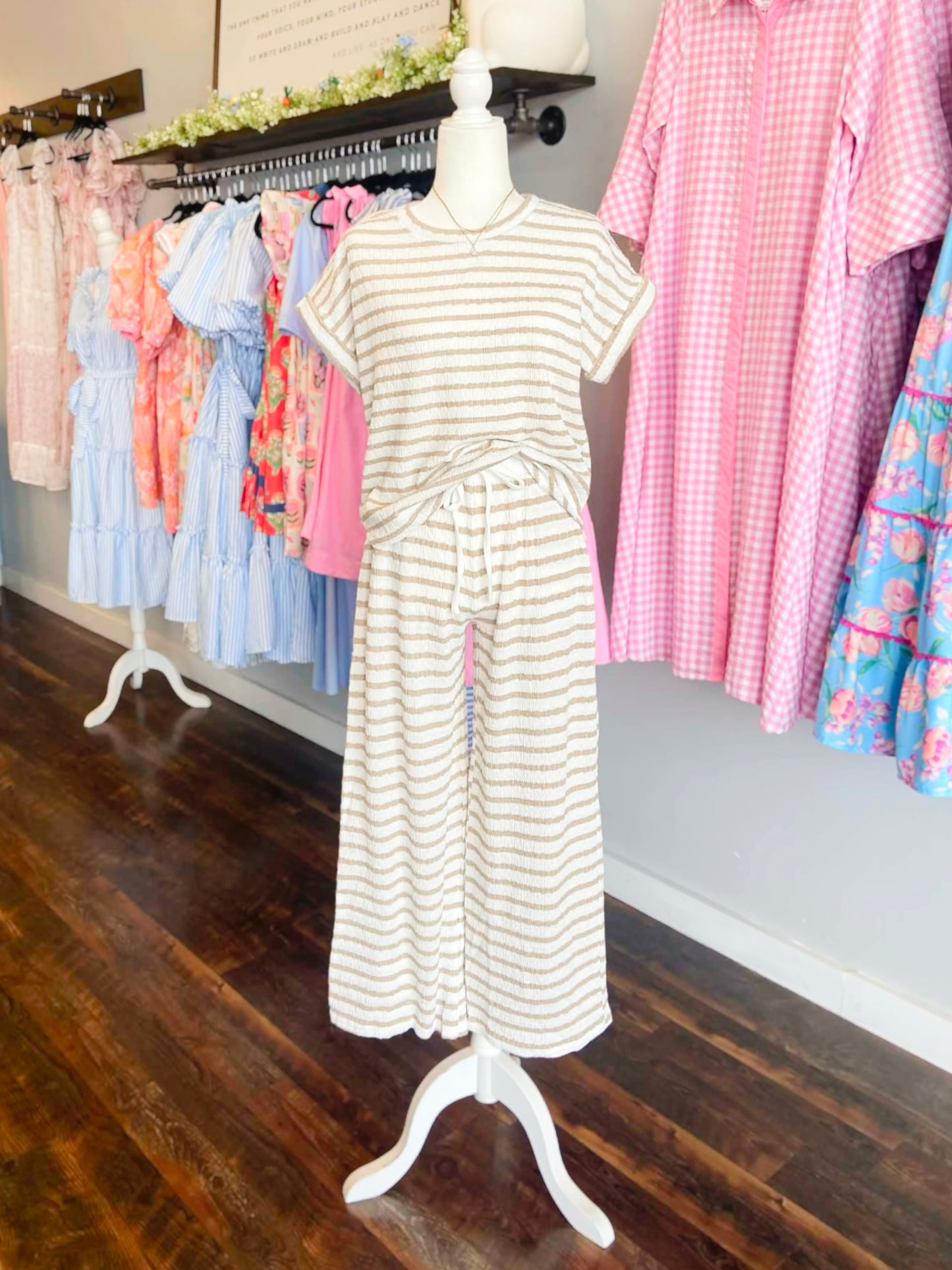 Mark Textured Stripe Top & Pants Set | Khaki
