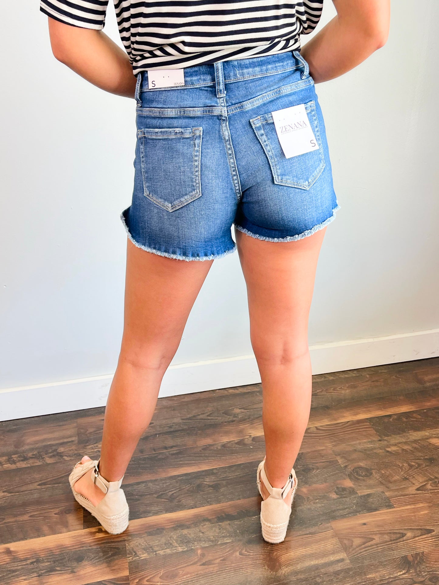 Miles Frayed Hem Shorts