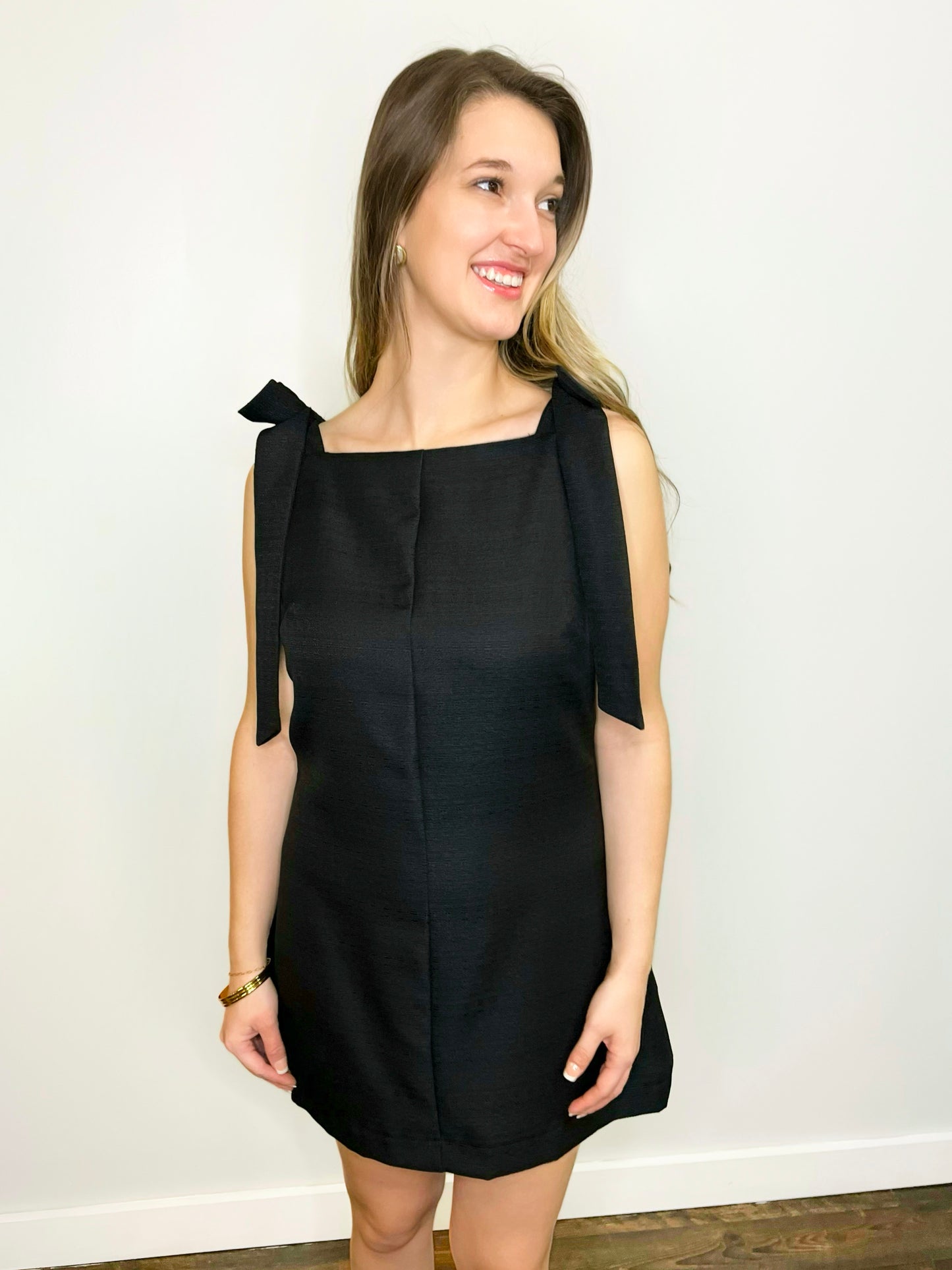 Natalie Bow Detail Sleeve Dress | Black