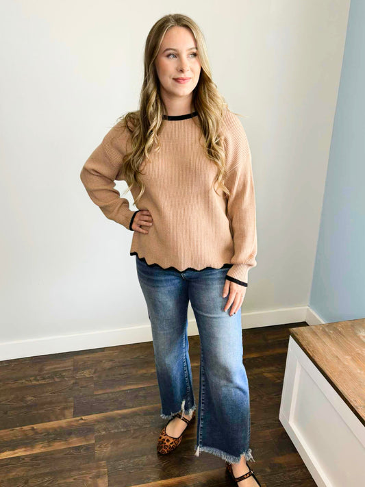 Kinsely Scallop Hem Sweater | Khaki