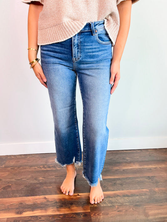 Brittany Cropped Straight Risen Jeans