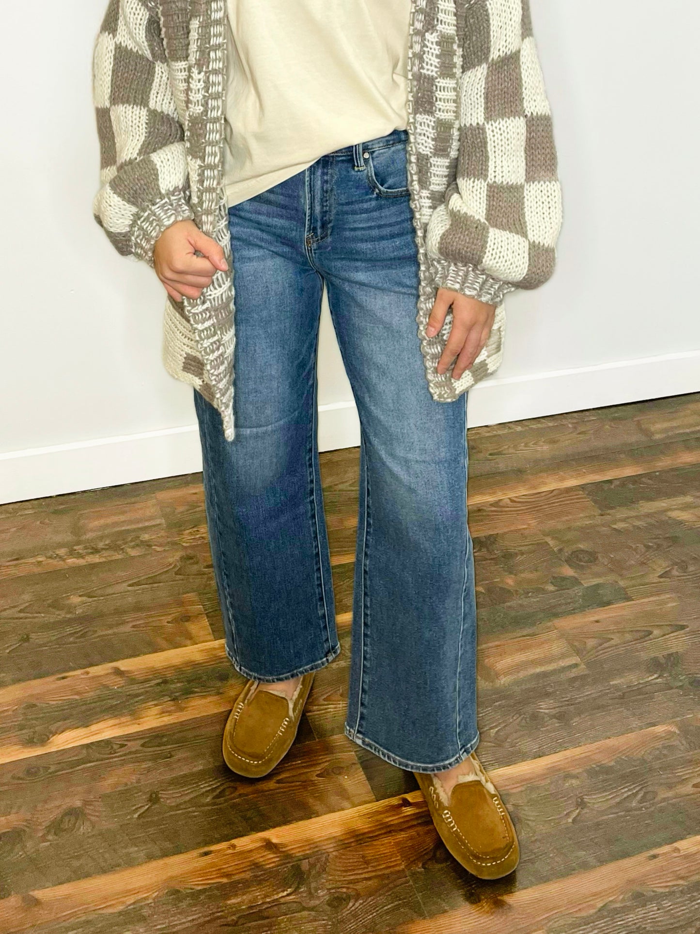 Jamie Adjustable Waist Barrel Leg Risen Jeans