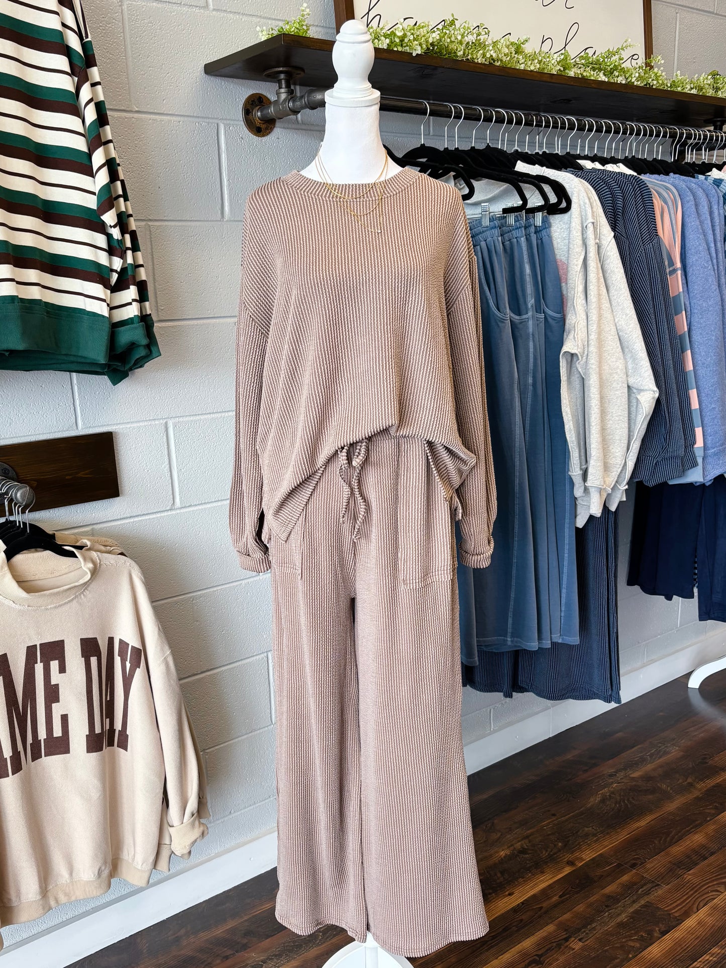 Jenna Ribbed Long Sleeve Top & Pants Set | Mocha