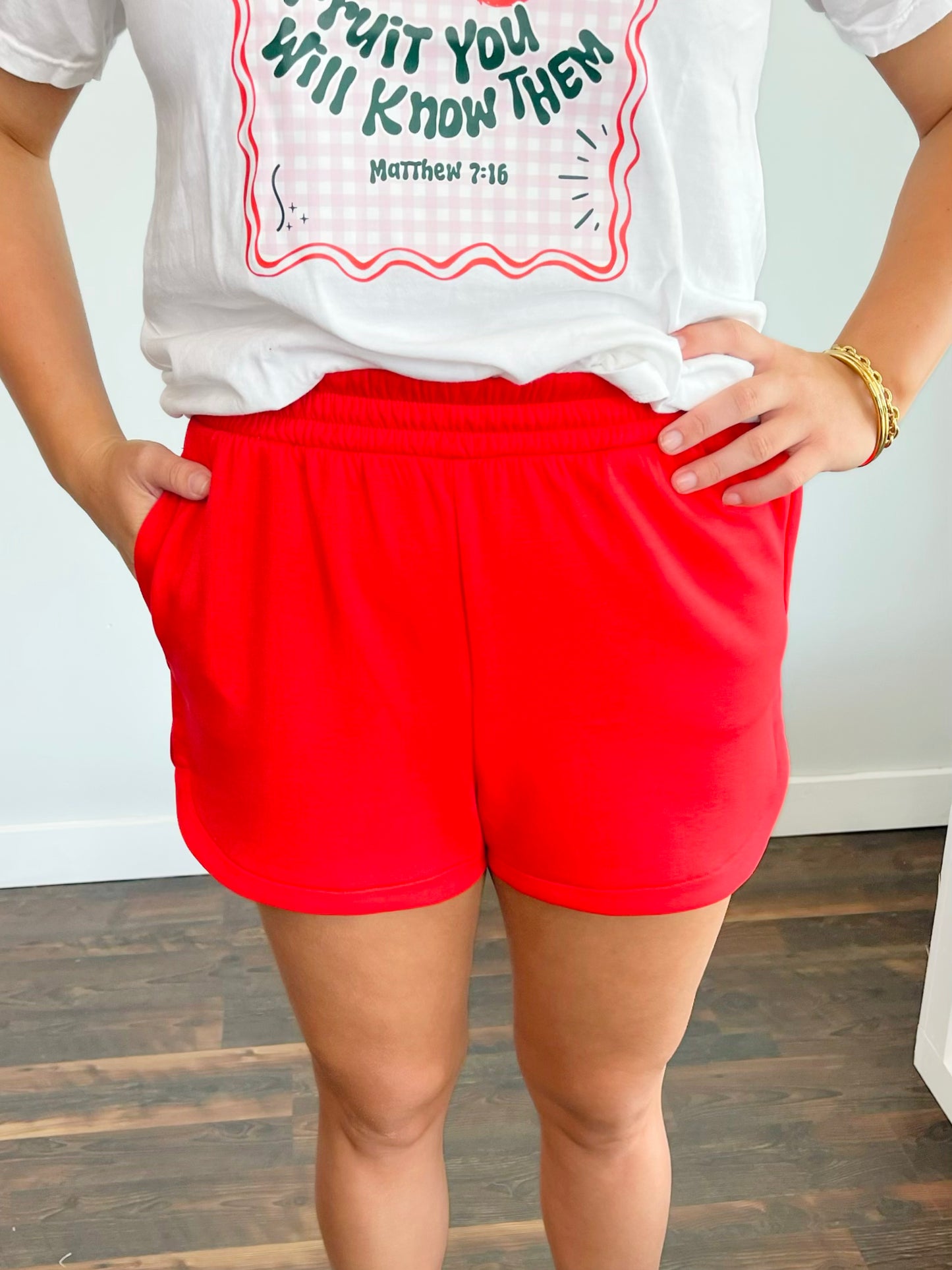 Sanders Dolphin Hem Shorts | Ruby