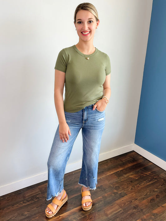 Laura Basic Ribbed Tee | Light Olive
