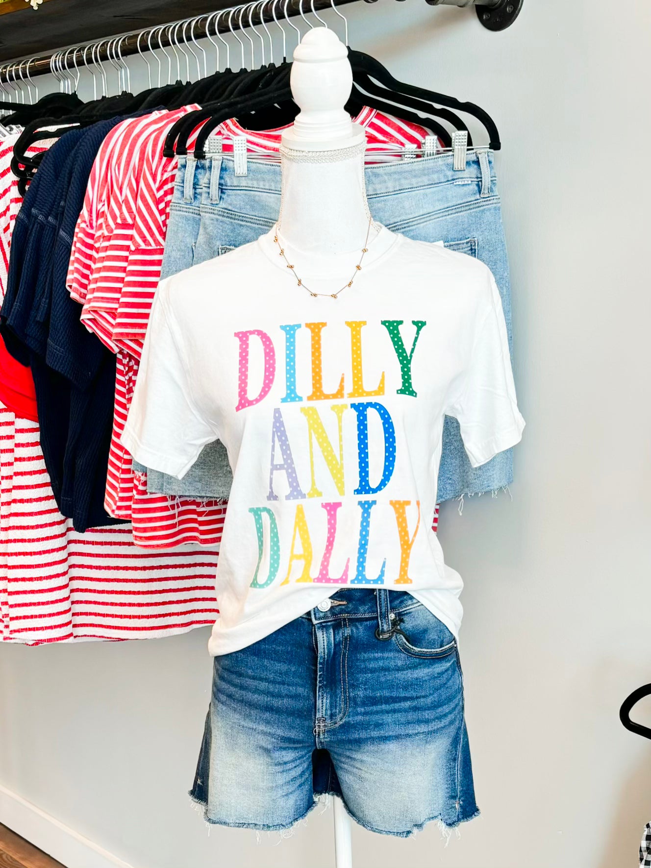 Dilly and Dally Tee