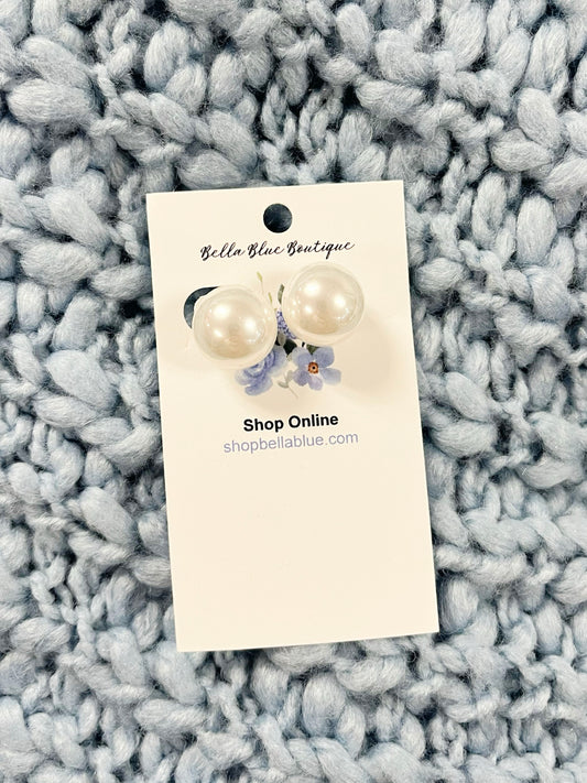 Edna Large Pearl Stud Earrings