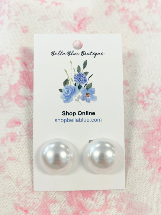 Danni Flat Back Pearl Earrings