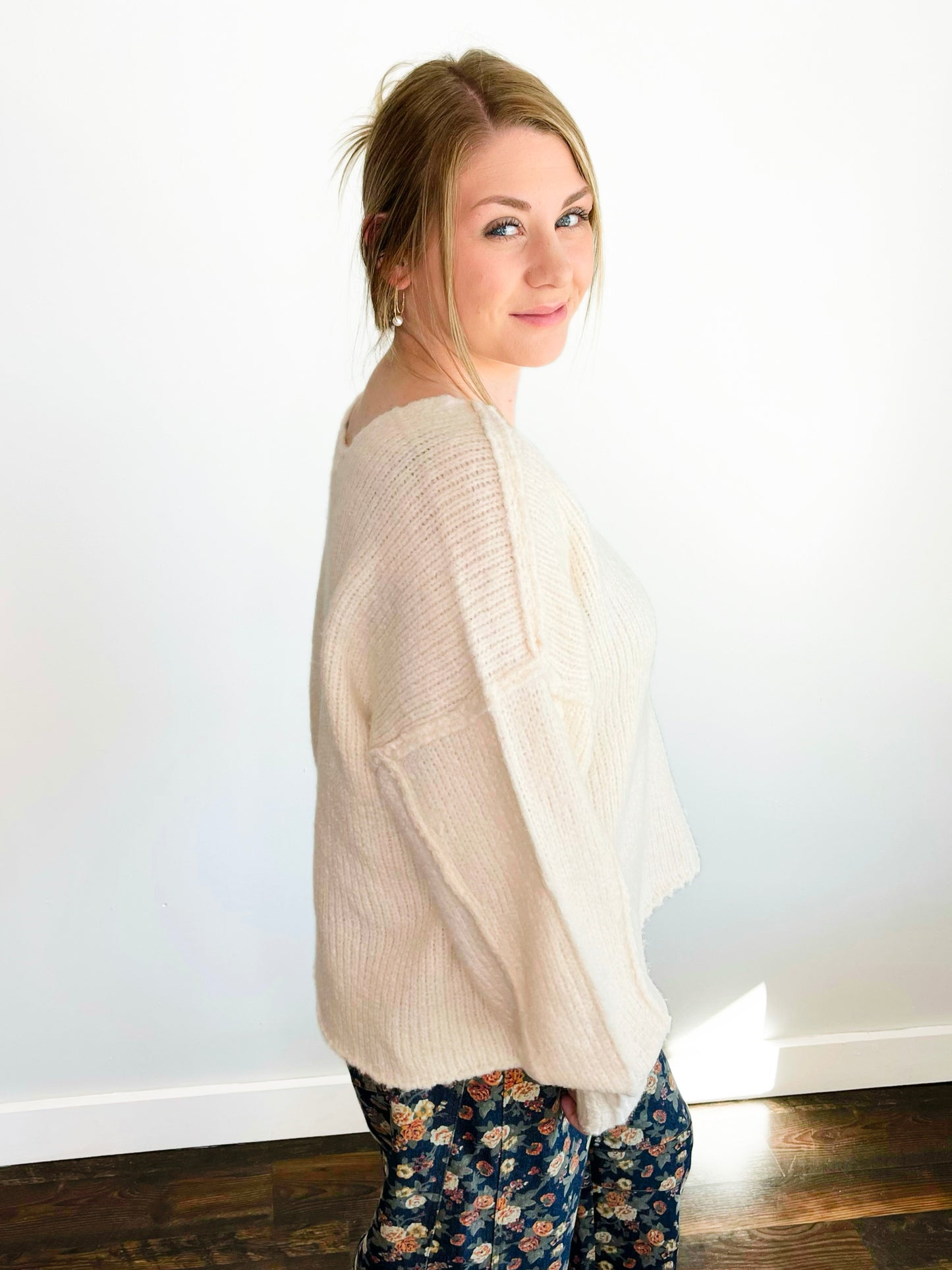 Daisy Reverse Seam Oversized Sweater | Ivory