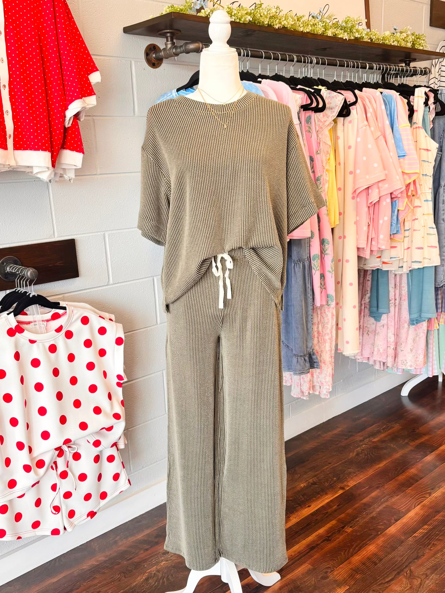 Briley Ribbed Short Sleeve Pants Set | Olive
