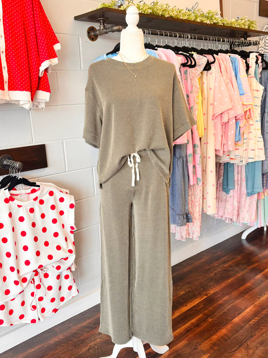 Briley Ribbed Short Sleeve Pants Set | Olive